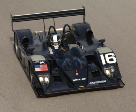 Dyson's Lola racer kan slankes 65 kg og tankes med 5 liter ekstra fuel